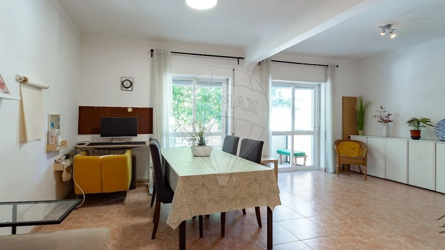 Apartamento T3 para Venda em Almada, Cova da Piedade, Pragal e Cacilhas