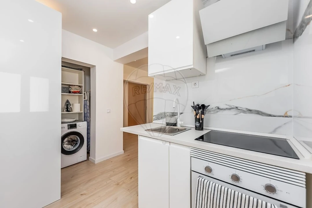 Apartamento T3 para Venda em Rio de Mouro Foto 7