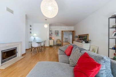 Apartamento T3 para Venda em Parque das Nações