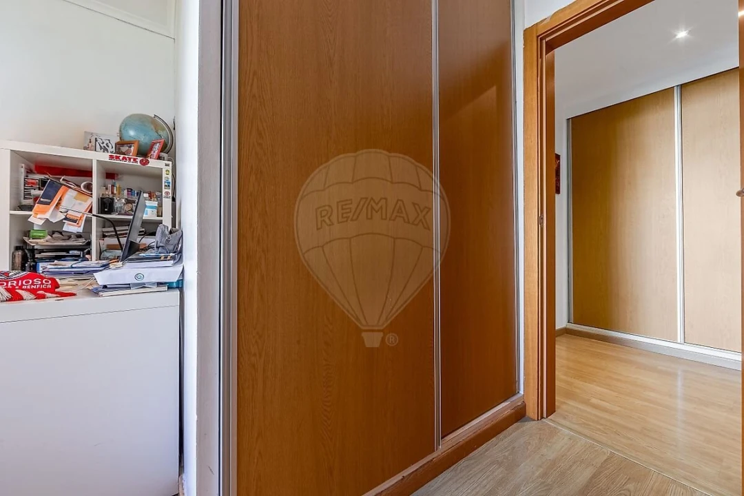 Apartamento T3 para Venda em Parque das Nações Foto 19