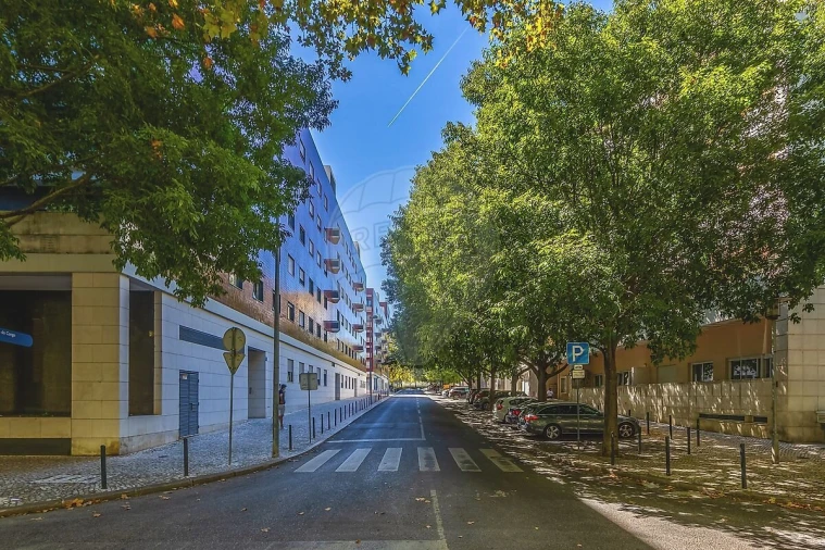 Apartamento T3 para Venda em Parque das Nações Foto 28