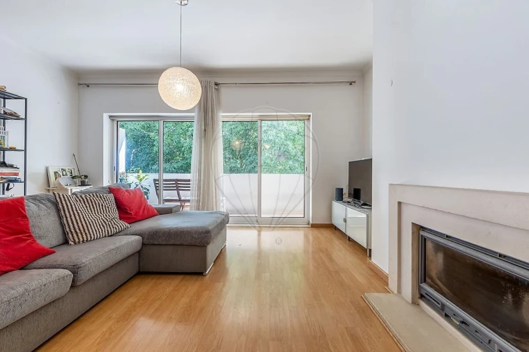Apartamento T3 para Venda em Parque das Nações Foto 4