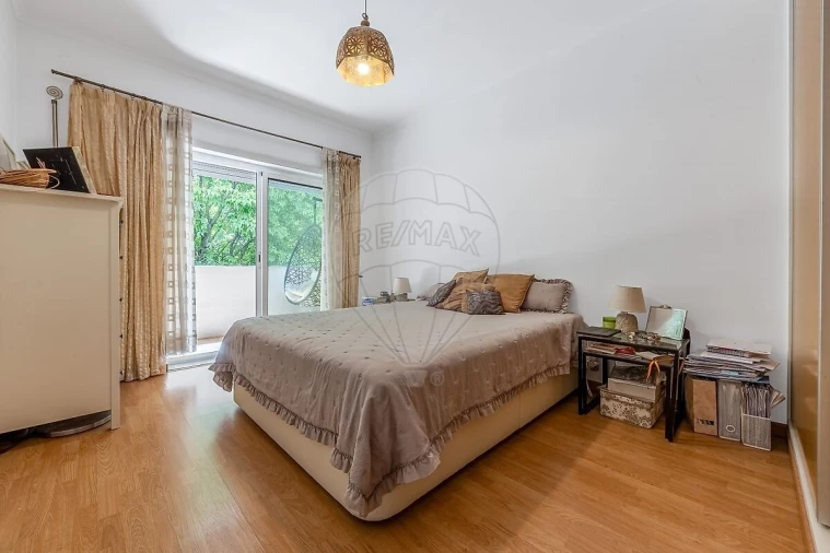 Apartamento T3 para Venda em Parque das Nações Foto 13
