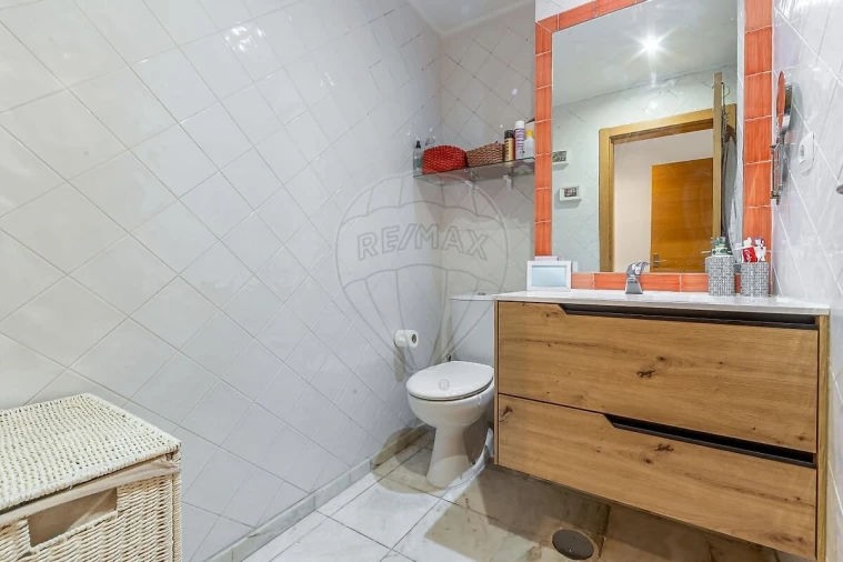 Apartamento T3 para Venda em Parque das Nações Foto 18