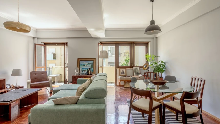 Apartamento T2 para Venda em Oeiras e São Julião da Barra, Paço de Arcos e Caxias