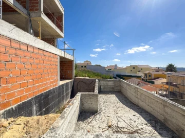 Moradia T5 para Venda em Encarnação