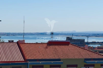 Apartamento T2 para Venda em Almada, Cova da Piedade, Pragal e Cacilhas