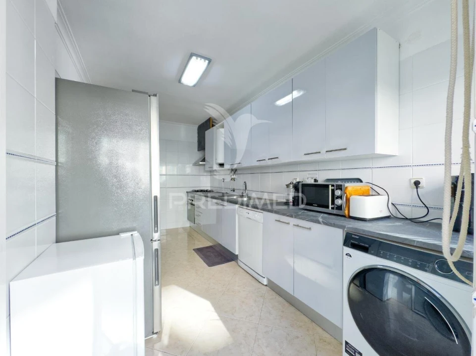 Apartamento T2 para Venda em Almada, Cova da Piedade, Pragal e Cacilhas Foto 6