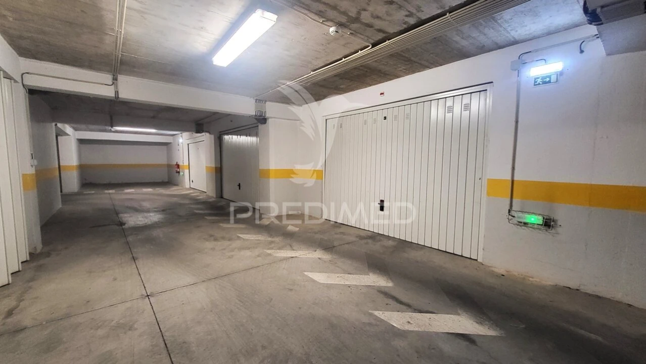Apartamento T1 para Venda em Portimão Foto 31