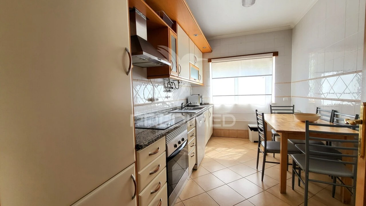 Apartamento T1 para Venda em Portimão Foto 9