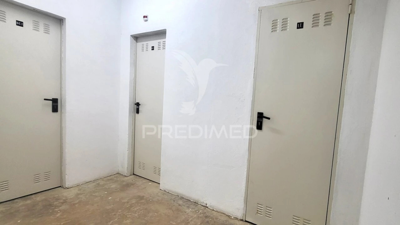 Apartamento T1 para Venda em Portimão Foto 30