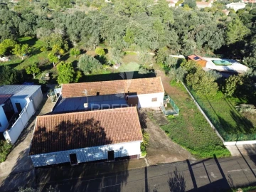 Moradia T3 para Venda em Brogueira, Parceiros de Igreja e Alcorochel