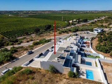 Moradia T3 para Venda em Alcantarilha e Pêra