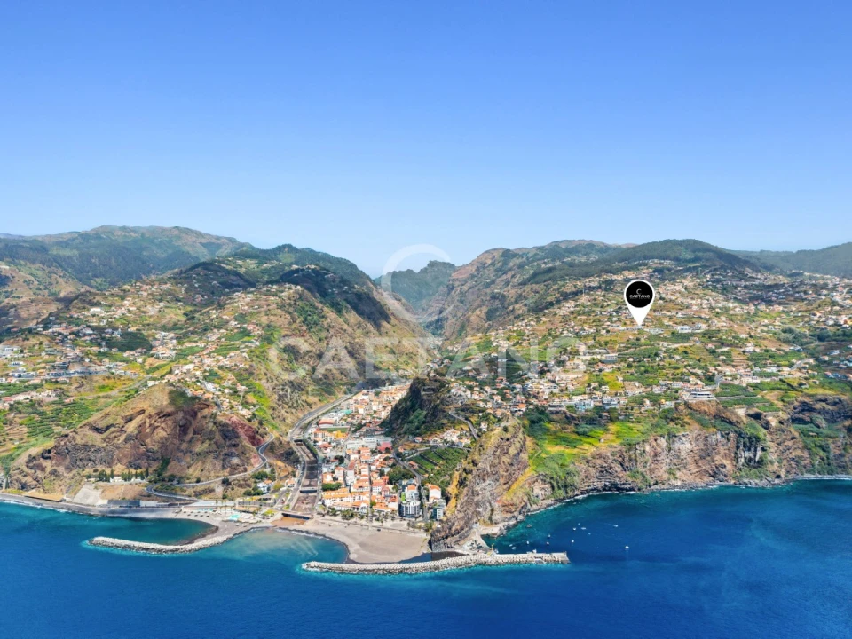 Moradia T3 para Venda em Ribeira Brava Foto 3