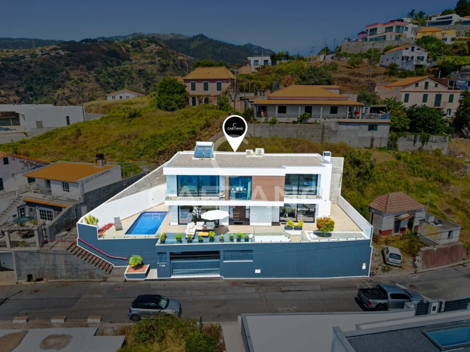 Moradia T3 para Venda em Ribeira Brava Foto 6