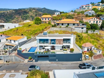 Moradia T3 para Venda em Ribeira Brava
