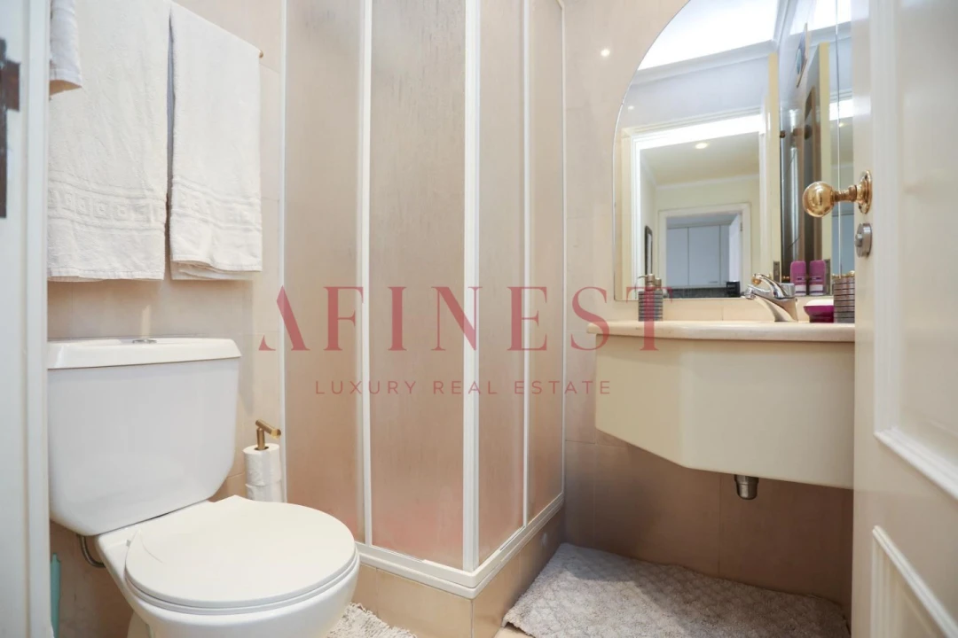 Apartamento T4 para Arrendamento em São Domingos de Benfica Foto 11