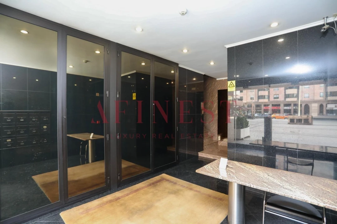 Apartamento T4 para Arrendamento em São Domingos de Benfica Foto 40