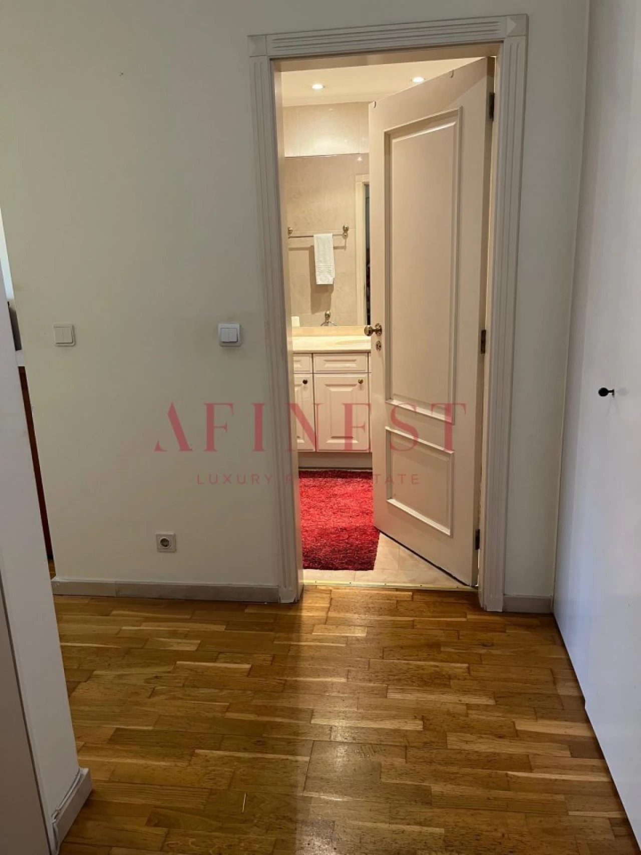 Apartamento T4 para Arrendamento em São Domingos de Benfica Foto 21