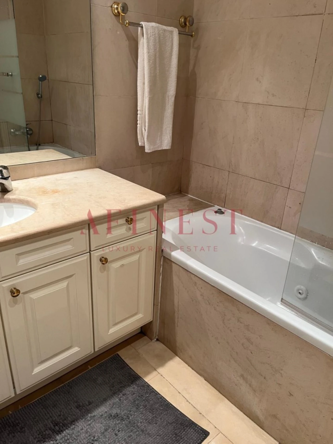 Apartamento T4 para Arrendamento em São Domingos de Benfica Foto 25