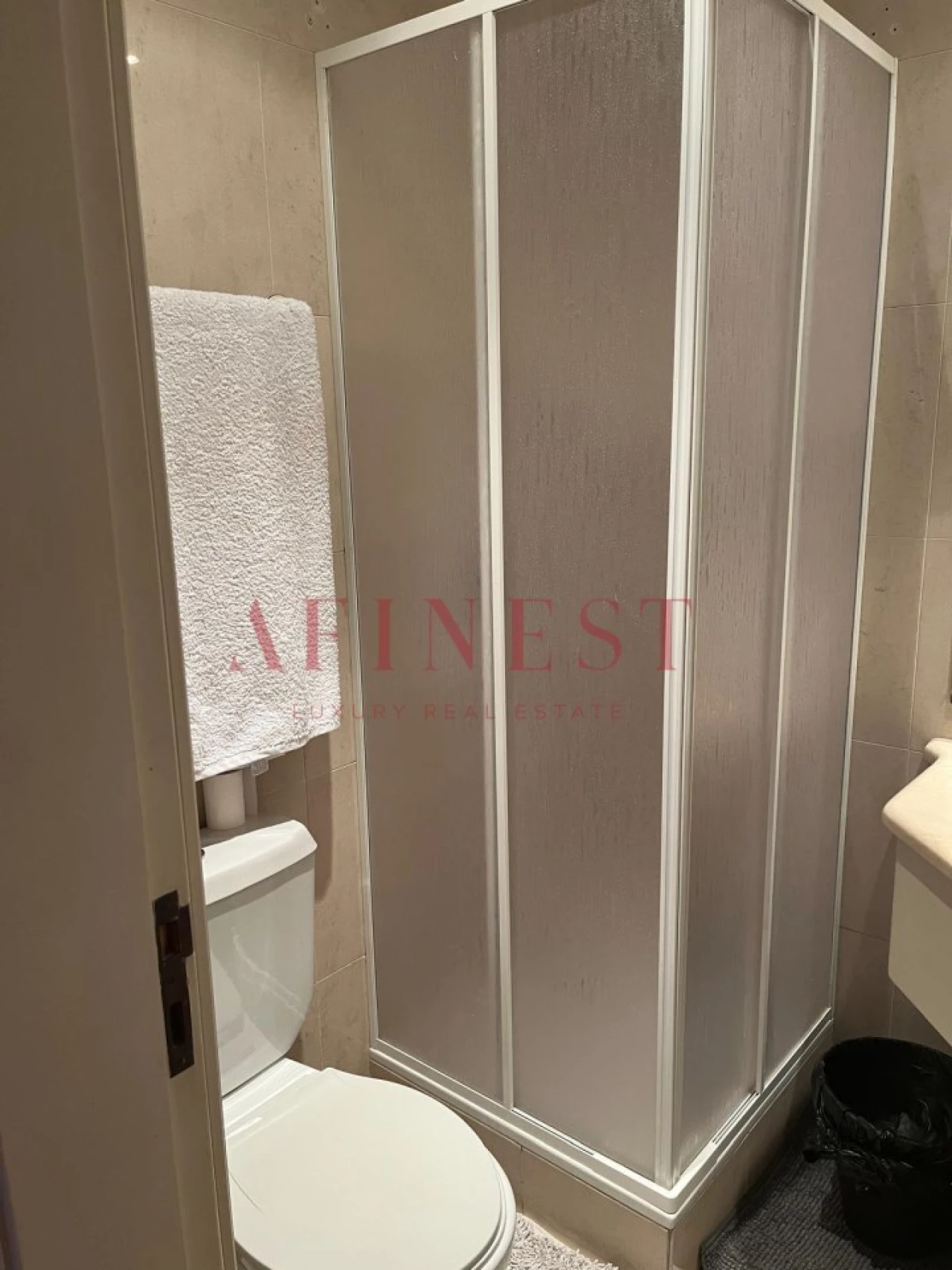 Apartamento T4 para Arrendamento em São Domingos de Benfica Foto 28