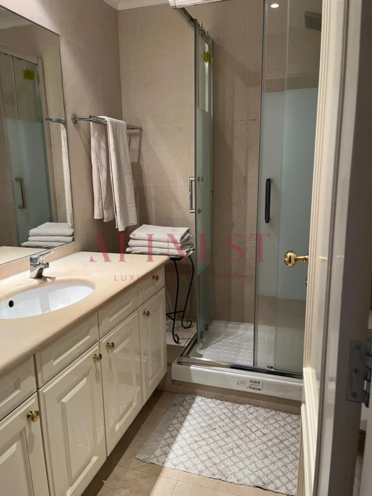 Apartamento T4 para Arrendamento em São Domingos de Benfica Foto 37
