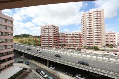 Apartamento T4 para Arrendamento em São Domingos de Benfica