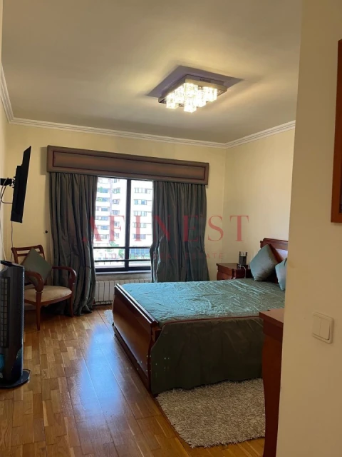 Apartamento T4 para Arrendamento em São Domingos de Benfica