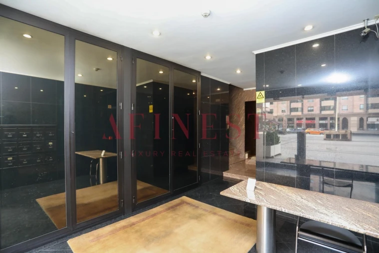 Apartamento T4 para Arrendamento em São Domingos de Benfica Foto 40