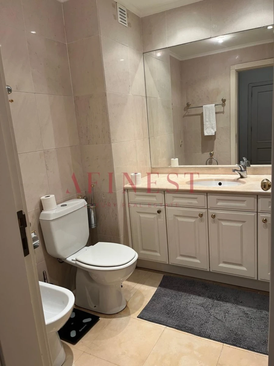 Apartamento T4 para Arrendamento em São Domingos de Benfica Foto 27