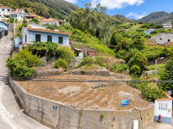 Moradia T4 para Venda em Machico Foto 3