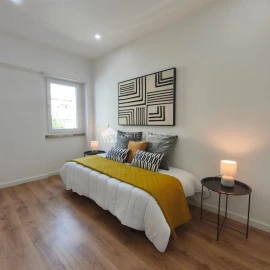 Apartamento T3 para Venda em Benfica