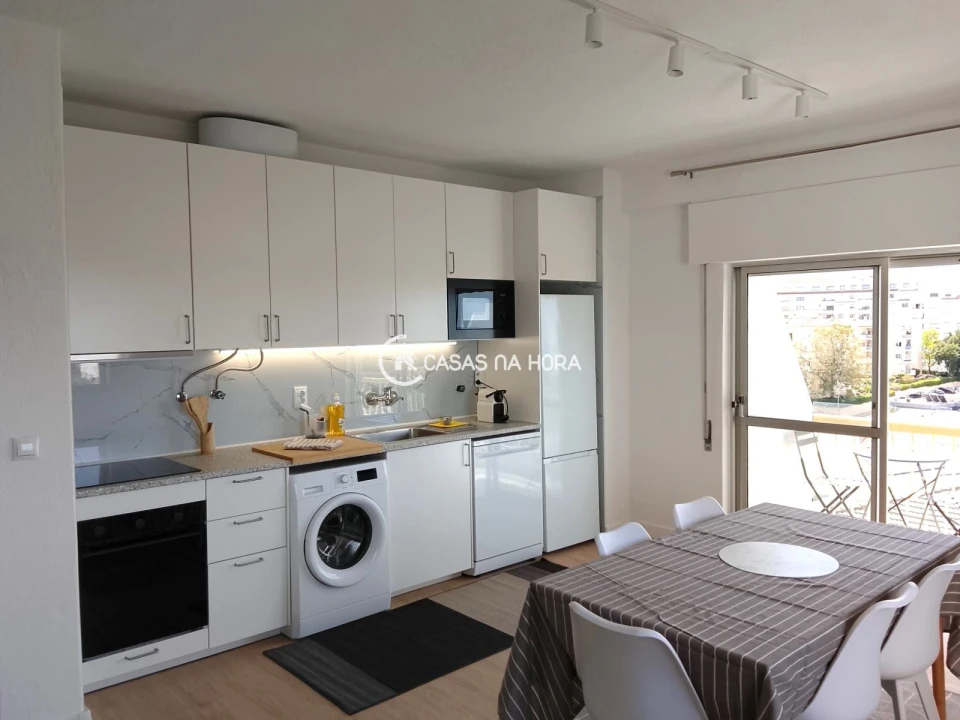 Apartamento T2 para Venda em Alvor Foto 2