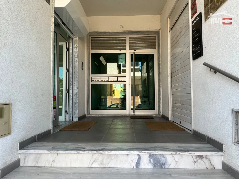 Loja para Arrendamento em Alhos Vedros Foto 22