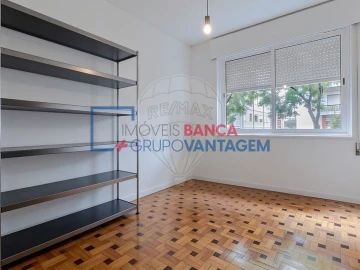 Apartamento T3 para Venda em Lordelo do Ouro e Massarelos