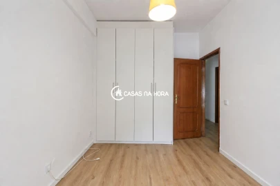 Apartamento T4 para Arrendamento em Bonfim