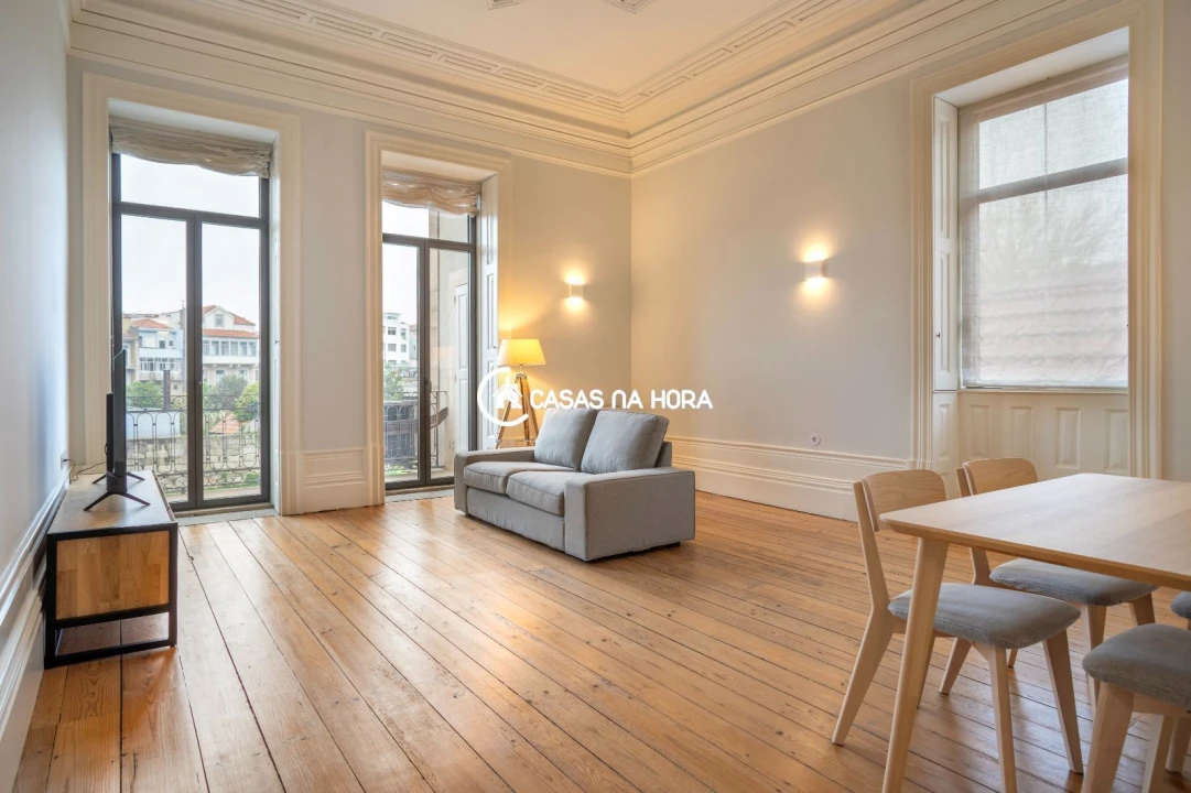 Apartamento T2 para Arrendamento em Cedofeita, Santo Ildefonso, Sé, Miragaia, São Nicolau e Vitória Foto 1