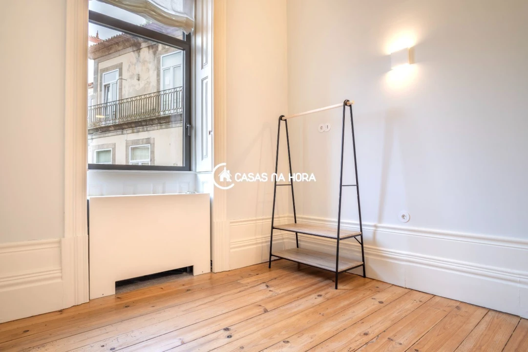 Apartamento T2 para Arrendamento em Cedofeita, Santo Ildefonso, Sé, Miragaia, São Nicolau e Vitória Foto 21