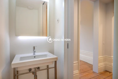 Apartamento T2 para Arrendamento em Cedofeita, Santo Ildefonso, Sé, Miragaia, São Nicolau e Vitória