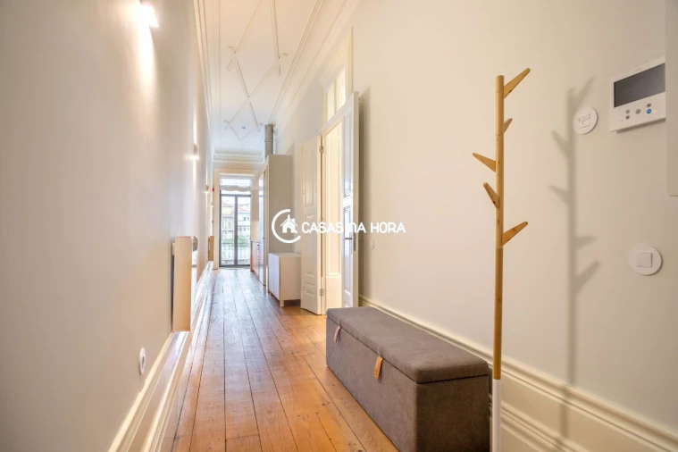 Apartamento T2 para Arrendamento em Cedofeita, Santo Ildefonso, Sé, Miragaia, São Nicolau e Vitória Foto 2