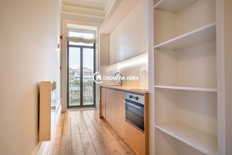 Apartamento T2 para Arrendamento em Cedofeita, Santo Ildefonso, Sé, Miragaia, São Nicolau e Vitória Foto 10