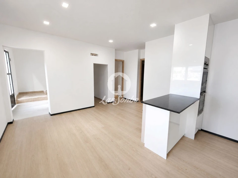Apartamento T2 para Venda em Barroselas e Carvoeiro Foto 3