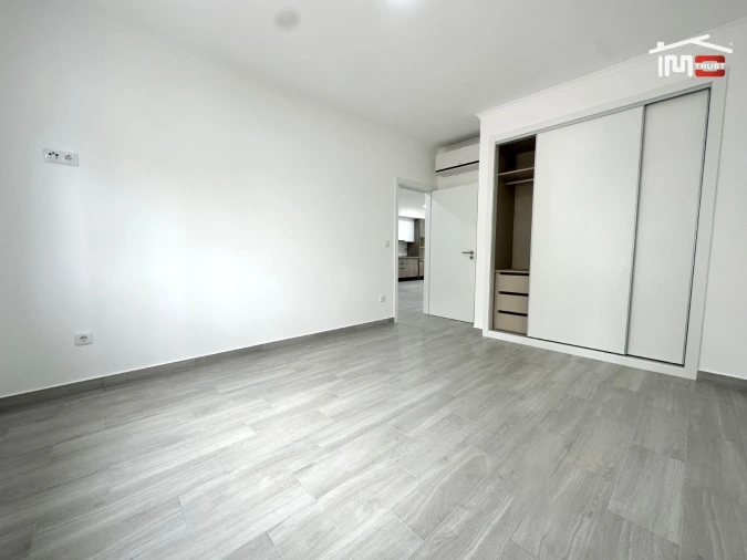 Moradia T4 para Venda em Atalaia e Alto Estanqueiro-Jardia Foto 31