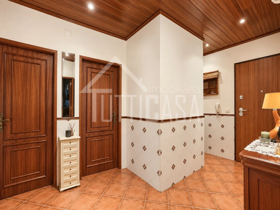 Apartamento T2 para Venda em Póvoa de Santa Iria e Forte da Casa Foto 8