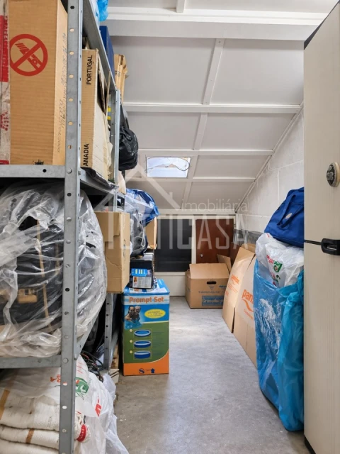 Apartamento T2 para Venda em Póvoa de Santa Iria e Forte da Casa