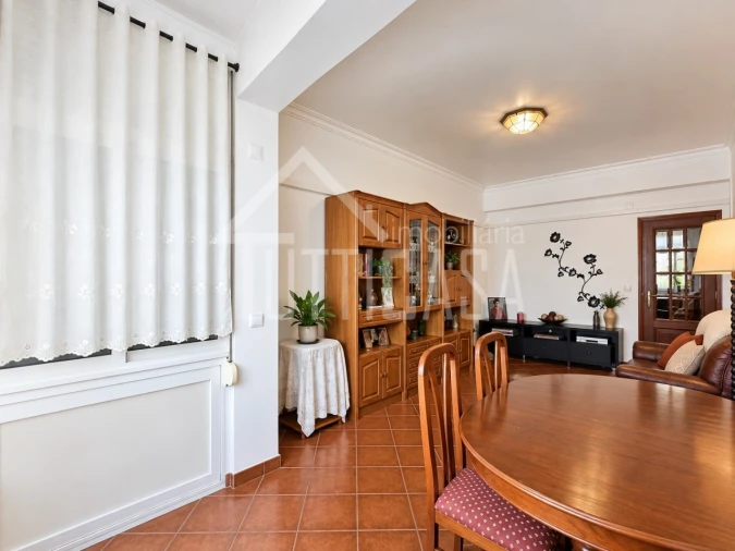 Apartamento T2 para Venda em Póvoa de Santa Iria e Forte da Casa Foto 6