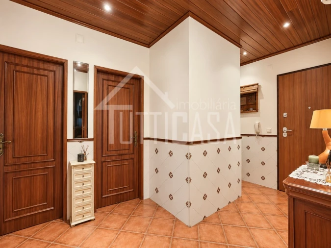 Apartamento T2 para Venda em Póvoa de Santa Iria e Forte da Casa Foto 8