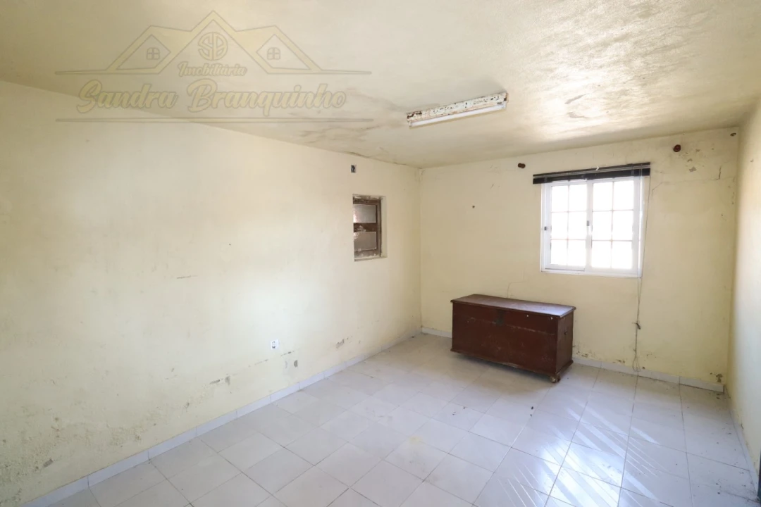 Quinta T4 para Venda em Cela Foto 22