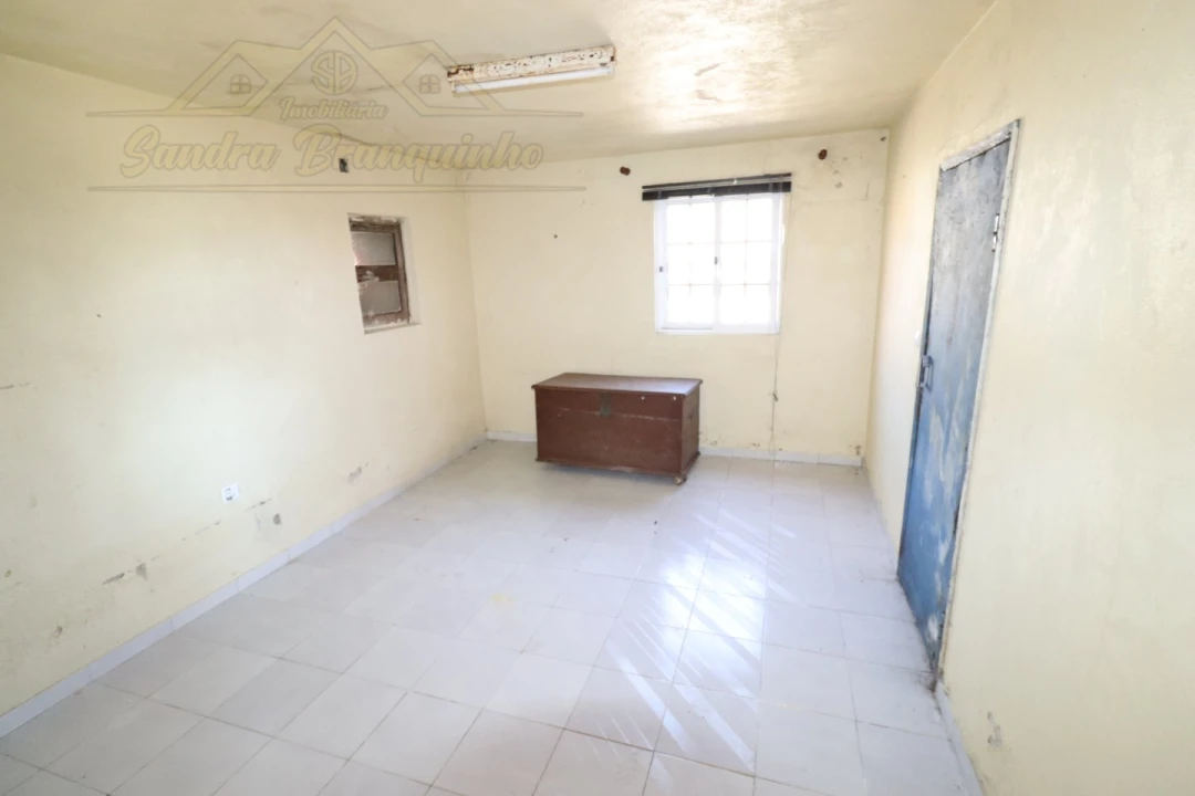 Quinta T4 para Venda em Cela Foto 23