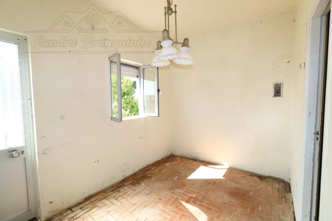 Quinta T4 para Venda em Cela Foto 27